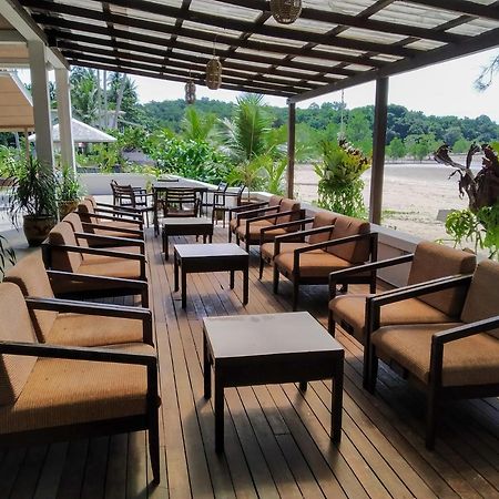 Rafflesia Resort Lundu Bagian luar foto