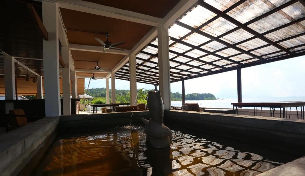 Rafflesia Resort Lundu Bagian luar foto